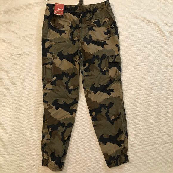 Arizona Boy’s 16 Husky Joggers Camo - Picture 5 of 7